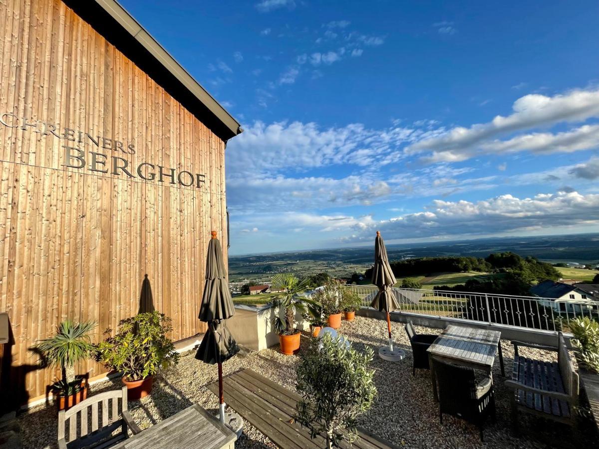 Schreiners Berghof Hotel Хартберг Екстериор снимка